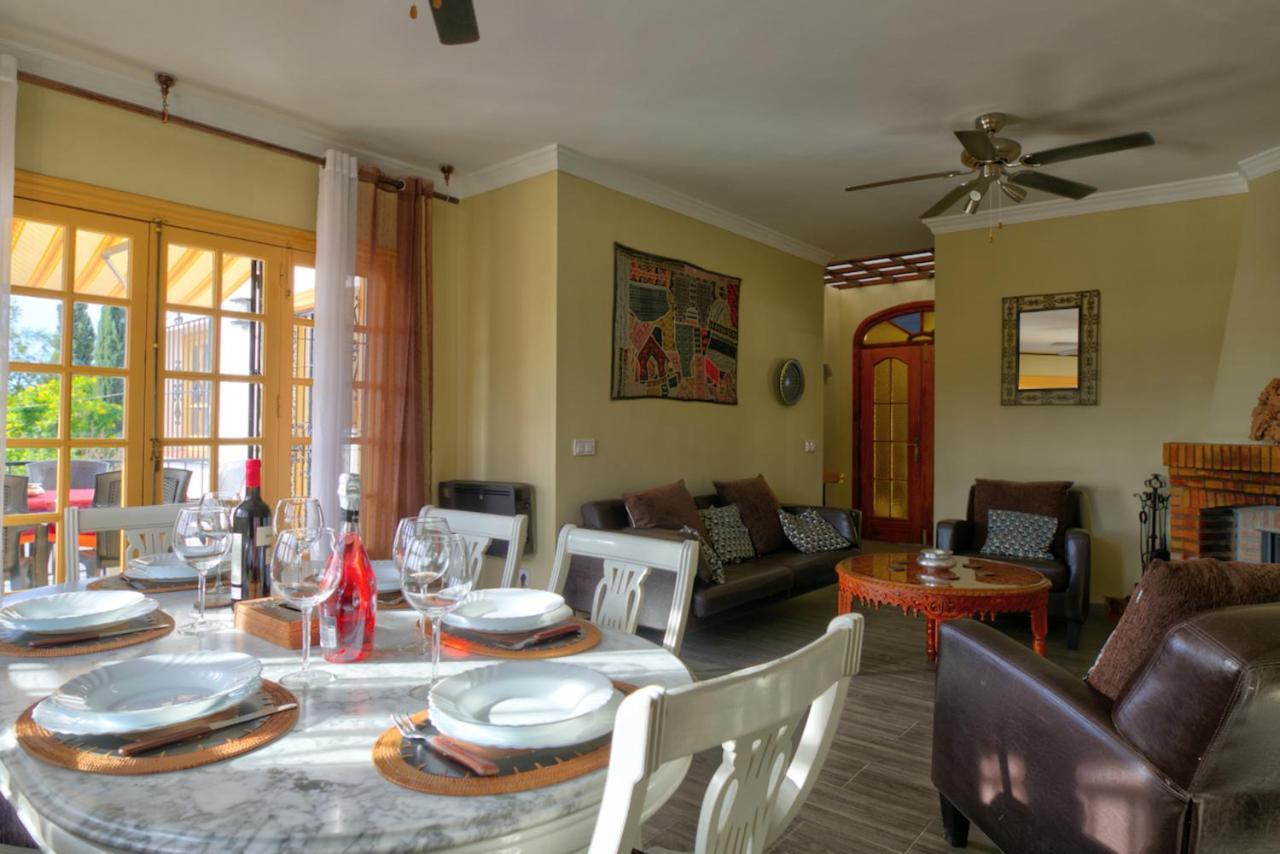 El Tomillar Villa Фригиляна Екстериор снимка